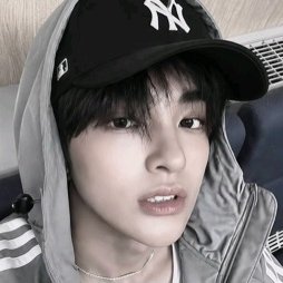 Discovery icon for ˳ ۫ / 𝒦eonho ۪dj2l Discord server